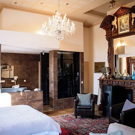 Chateau De La Grange 4* Les Pradeaux