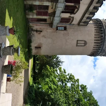 Guest house Chateau De La Grange Fort