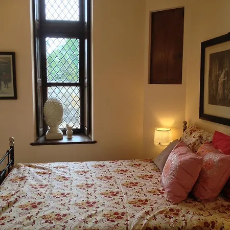 Pensión Chateau De La Grange