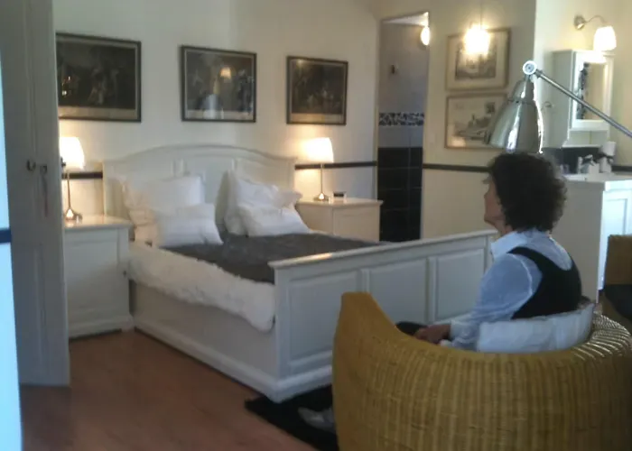 Pensionat Chateau De La Grange 3*